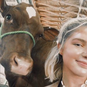 Meet your Posher, Madilyn